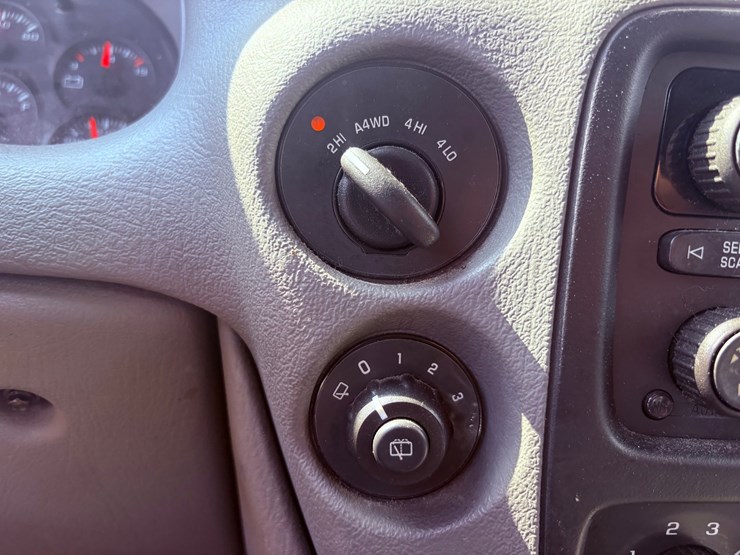 2005-chevrolet-trailblazer-ls-image-49