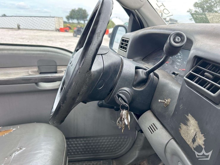 2004-ford-f250-image-13