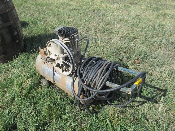#46102-•-ingersoll-rand-air-compressor-w/hose-inv#46102-image-2