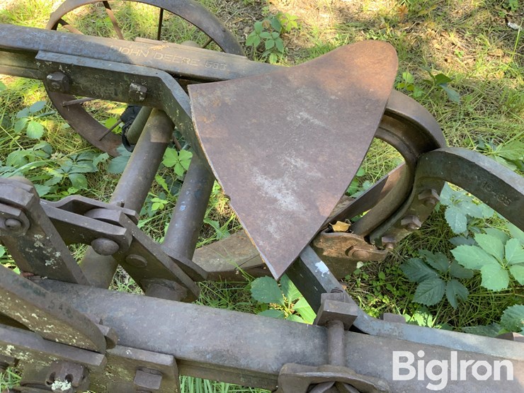 john-deere-2-image-13
