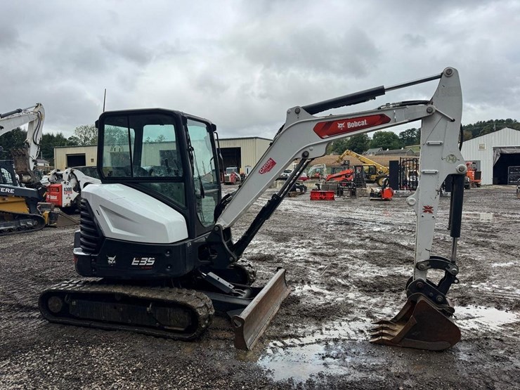 2023-bobcat-e35i-image-7