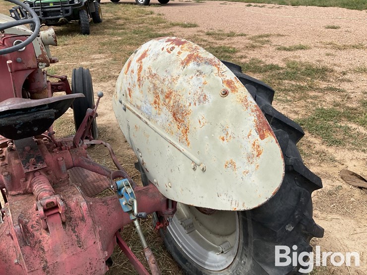 ford-8n-image-13
