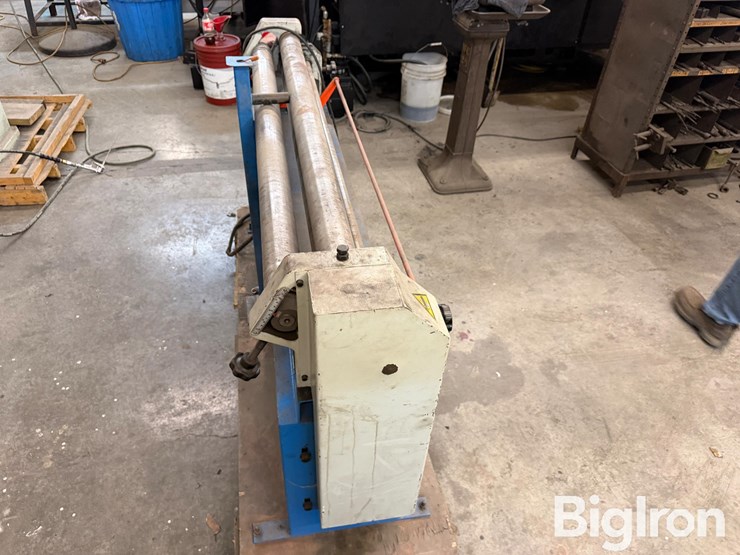 2019-iron-bull-roller-image-4