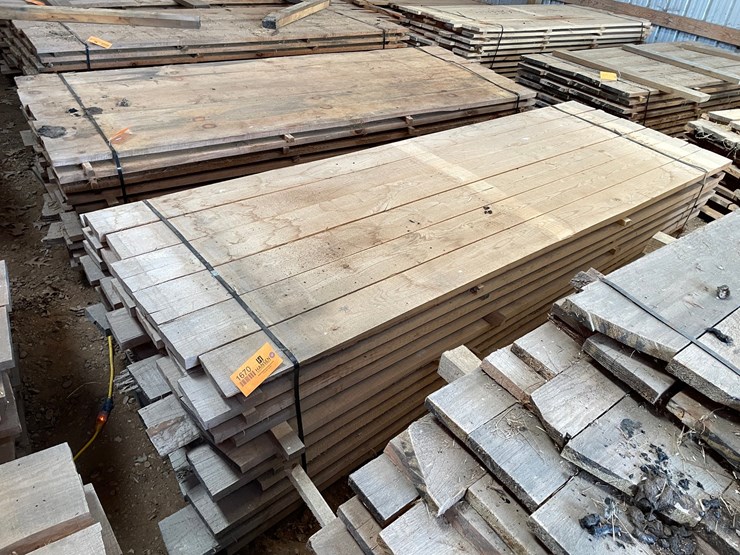 #1670-•-bundle-of-oak-boards-image-1