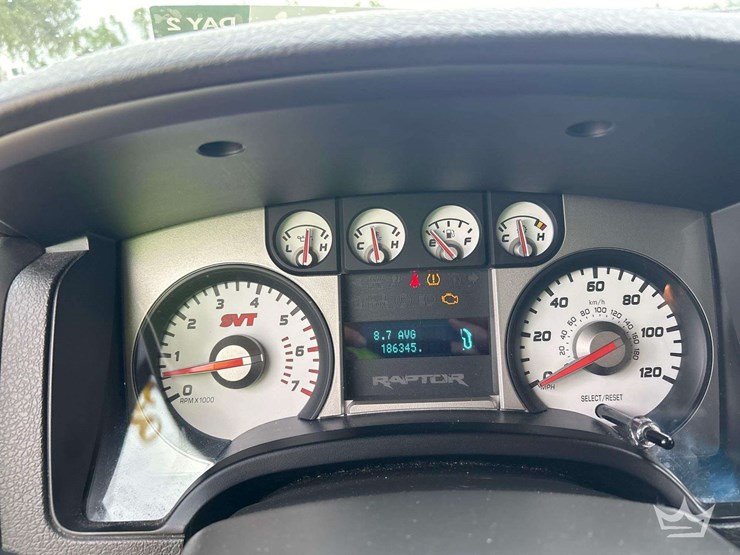 2010-ford-f150-image-12