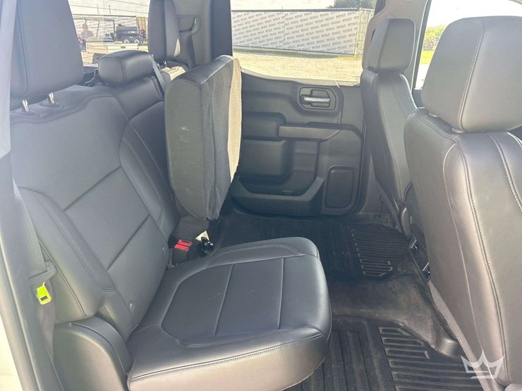 2020-chevrolet-silverado-1500-image-19