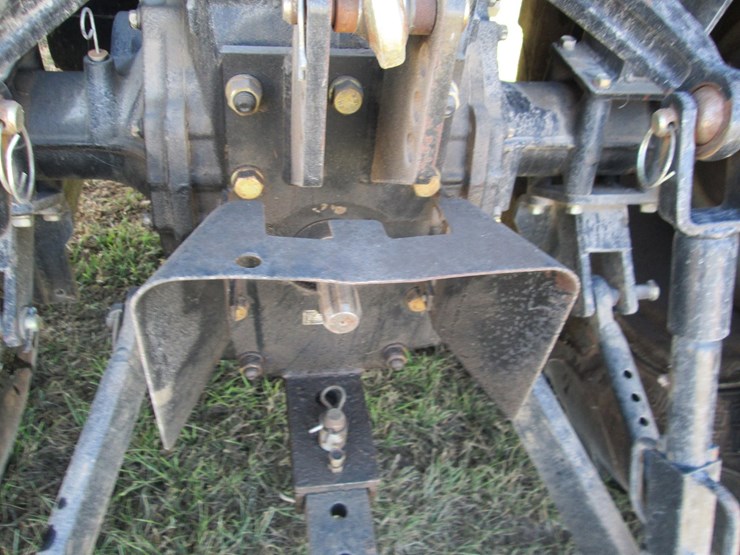 mahindra-2555-image-8