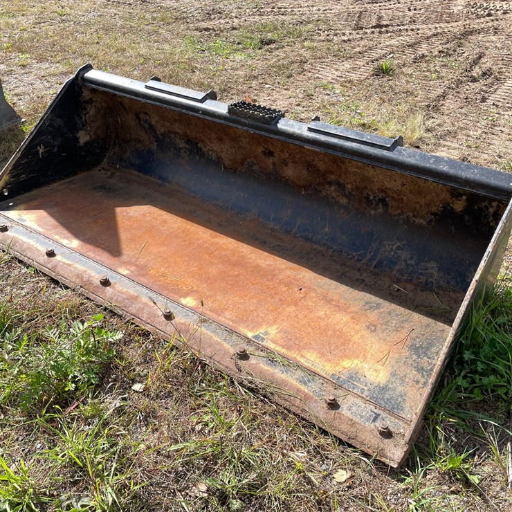 #1612 • John Deere Skid Steer Bucket