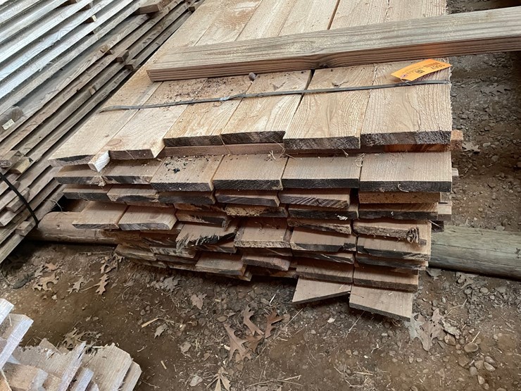 #1667-•-bundle-of-pine-boards-image-3