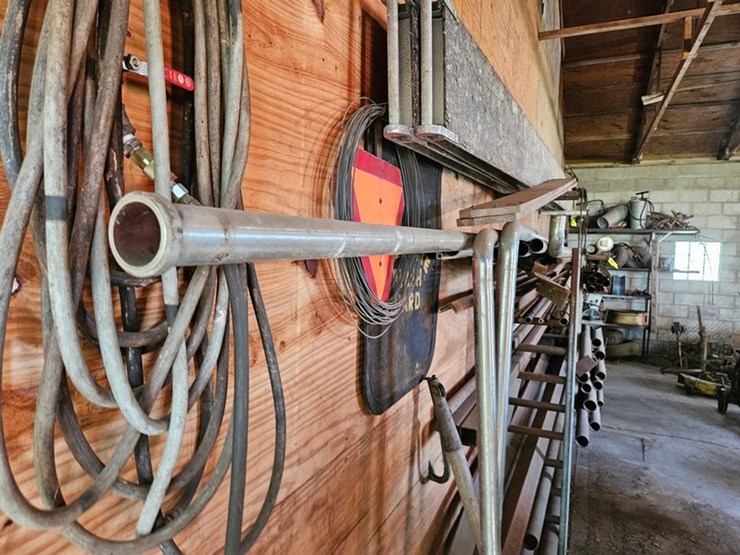 #8781-•-steel-wall-contents-image-5