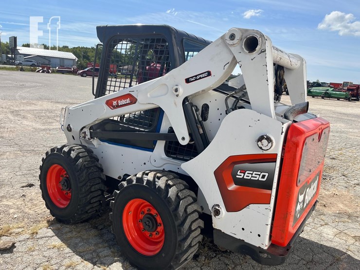 2023-bobcat-s650-image-2