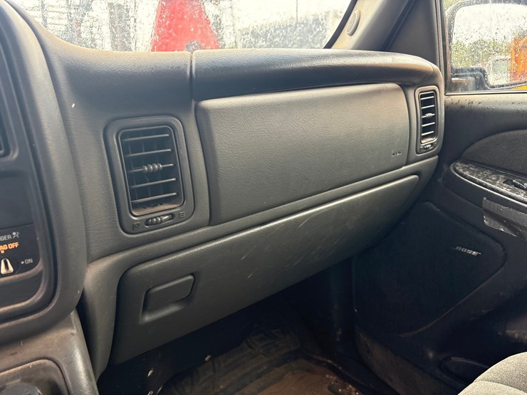 2003-chevrolet-2500-image-53