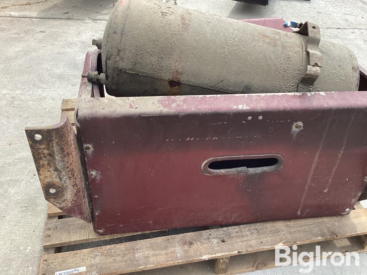 kenworth-side-mount-battery-box-w/-air-tank-image-12
