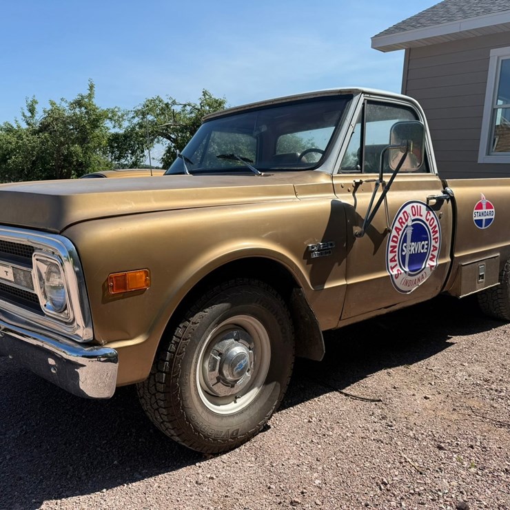 1969 CHEVROLET C20