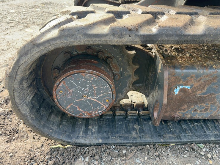 2020-deere-30g-image-20