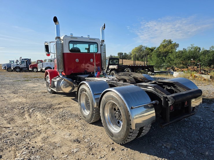 2006-peterbilt-378-image-12