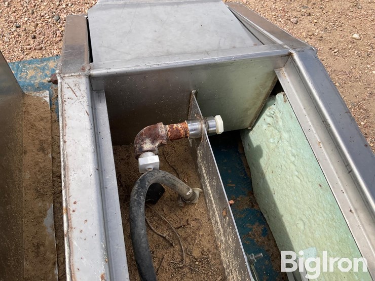 hog-water-troughs-image-11