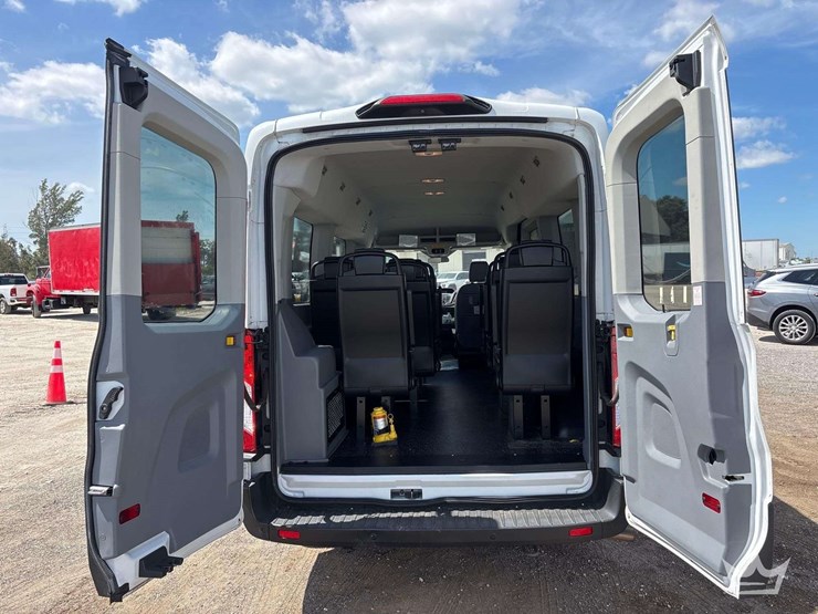 2019-ford-transit-image-20