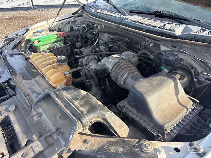 2015-ford-f150-image-8