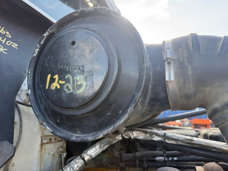 2007-caterpillar-c15-image-29
