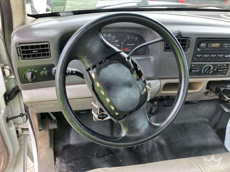 2001-ford-f450-image-13
