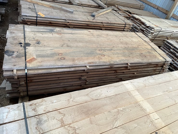 #1669-•-bundle-of-pine-boards-image-2