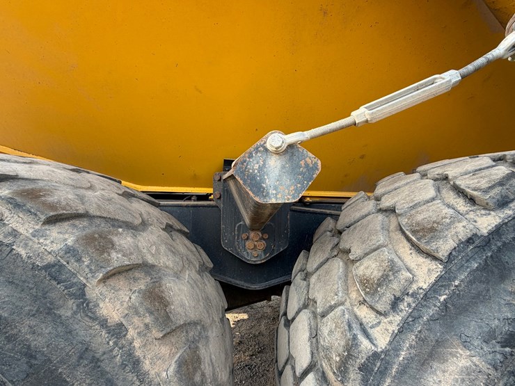 2018-komatsu-hm400-5-image-37