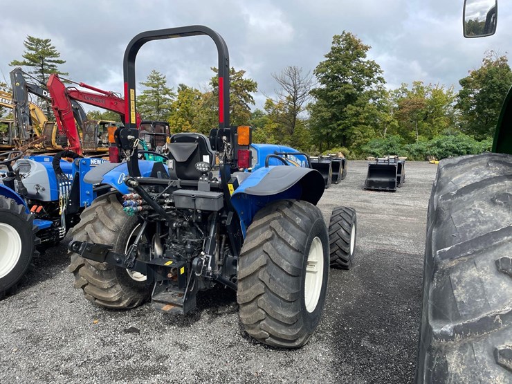 new-holland-workmaster-120-image-3