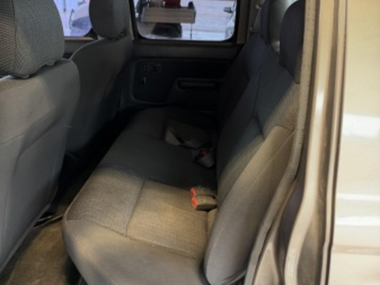 2004-nissan-frontier-image-33