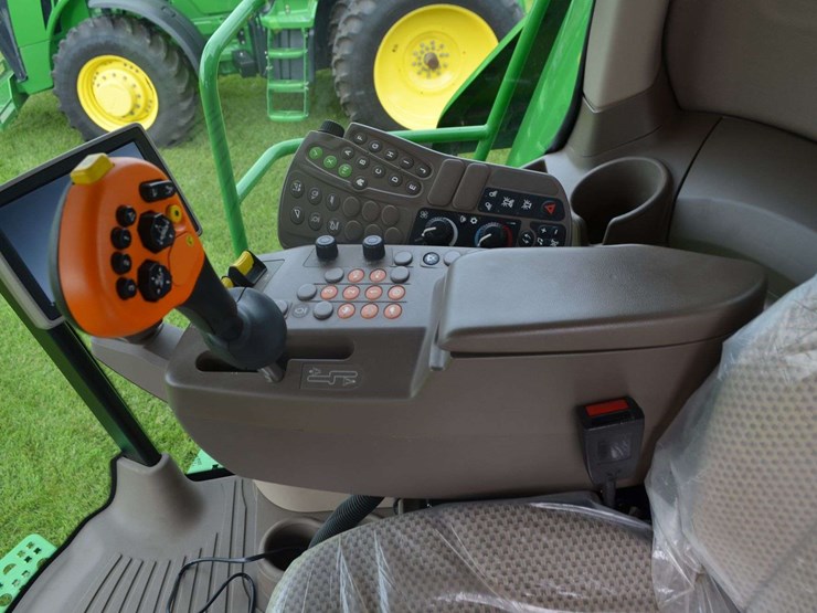2012-john-deere-s550-image-79