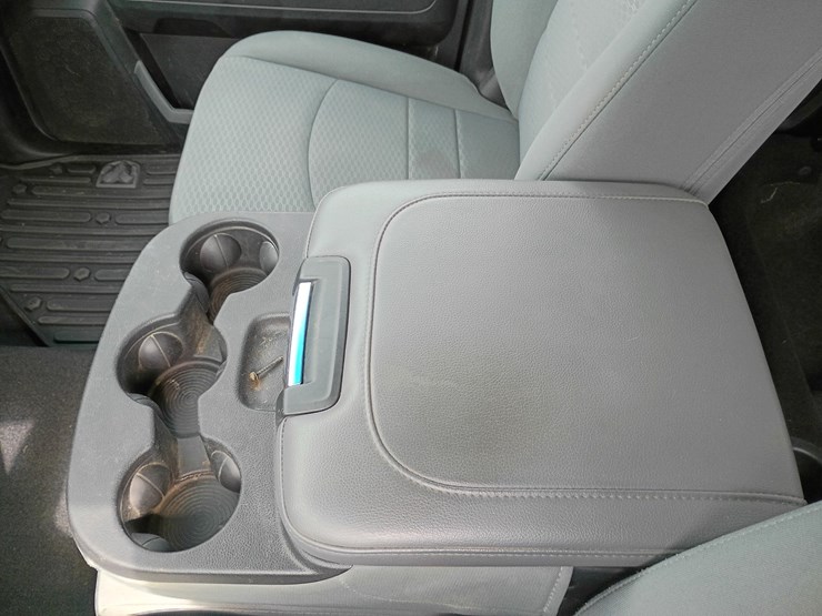 2018-dodge-1500-image-45