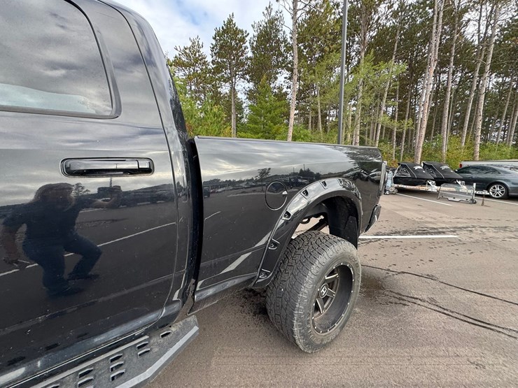 2013-dodge-2500-image-14