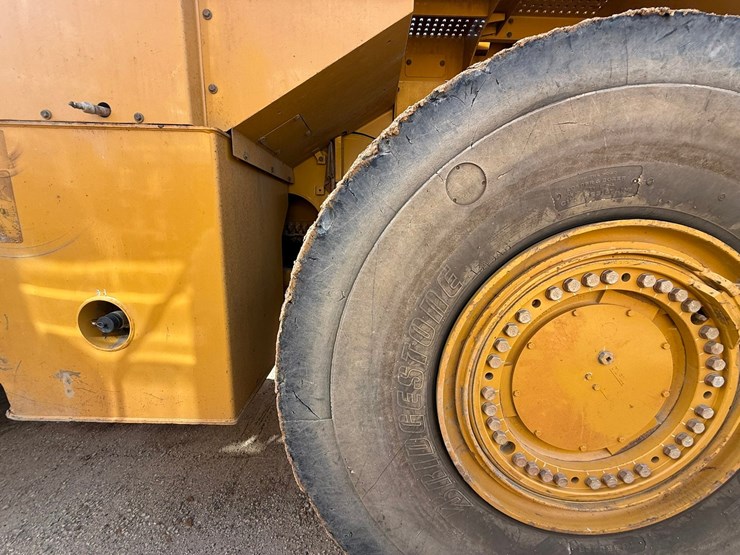 2017-caterpillar-988k-image-63