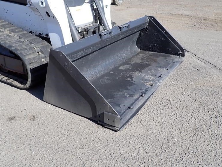 2023-bobcat-t770-image-6