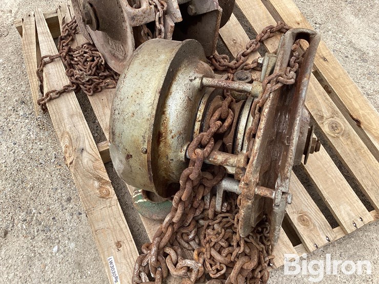 yale-spur-geared-chain-hoist-image-10