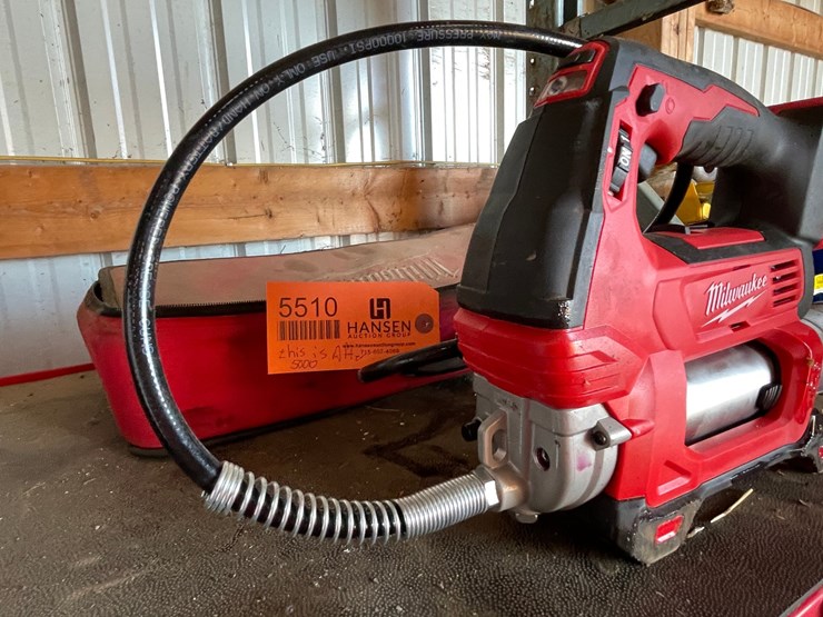 #5510-•-milwaukee-18v-cordless-grease-gun-image-8