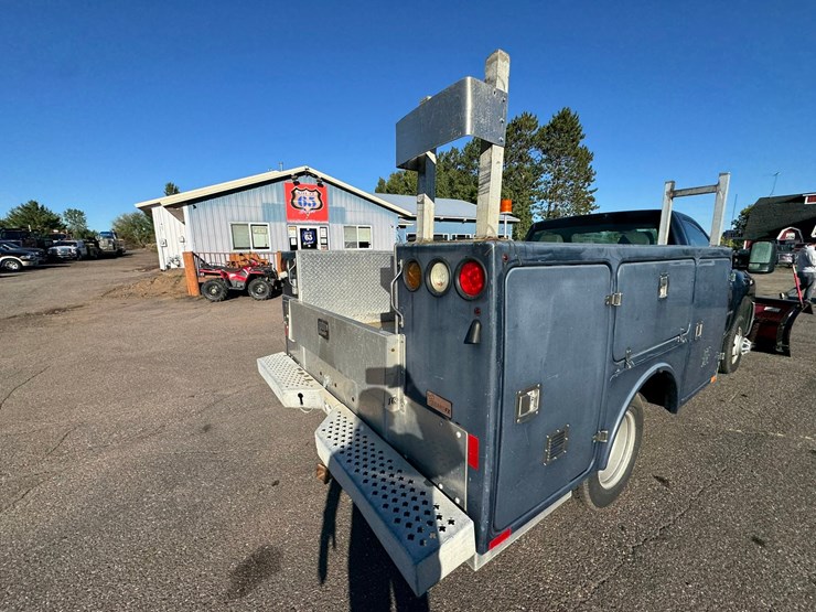 2008-chevrolet-3500hd-image-19