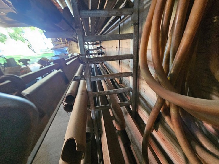 #8781-•-steel-wall-contents-image-29
