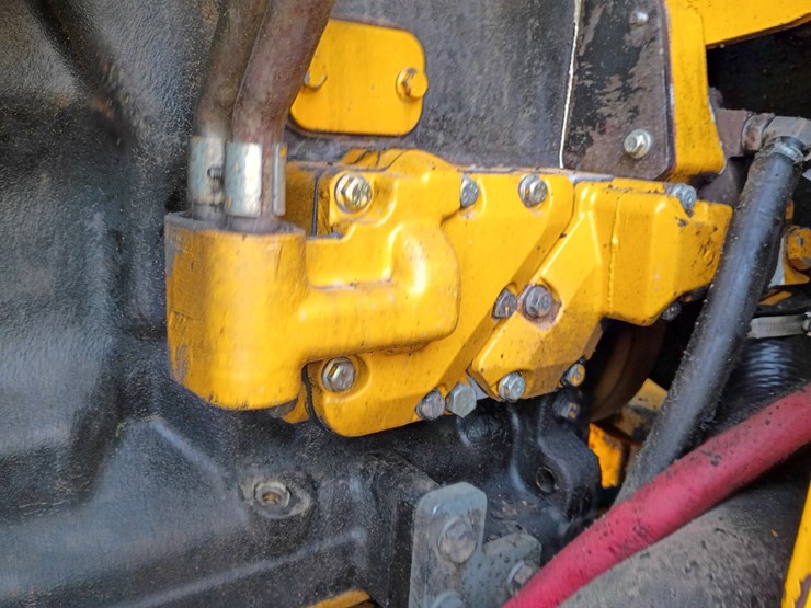 2008-deere-670d-image-68