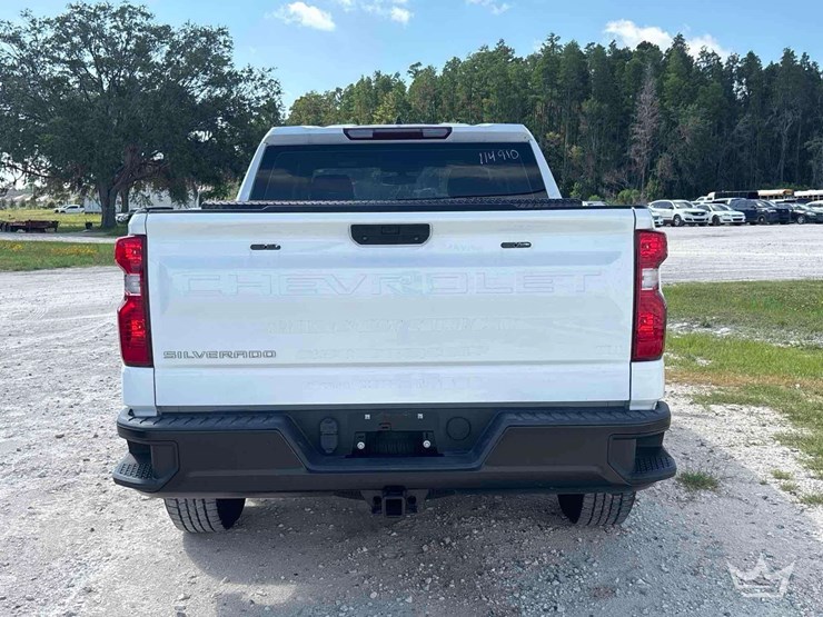 2022-chevrolet-silverado-1500-image-23