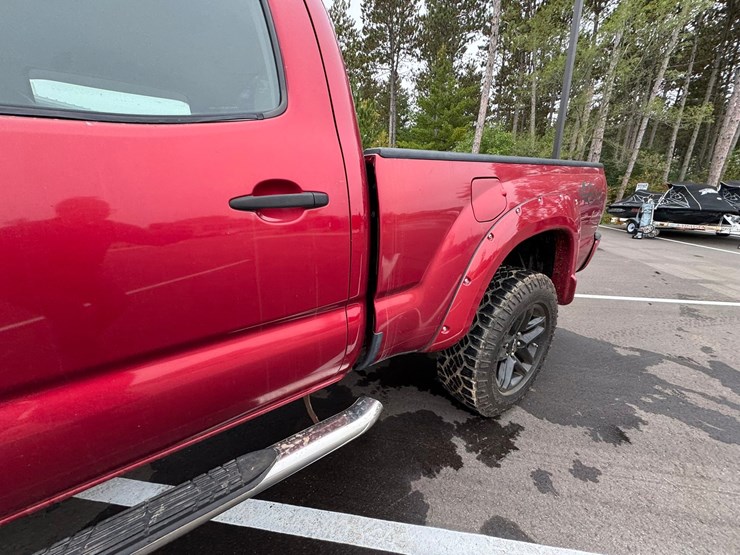 #1929-•-2007-toyota-off-road-pickup-truck-image-14