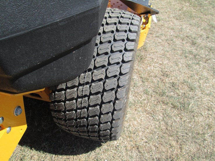 #50185-•-unused-2025-cub-cadet-pro-z-700-zero-turn-mower-1a30sh70011-inv#50185-image-12