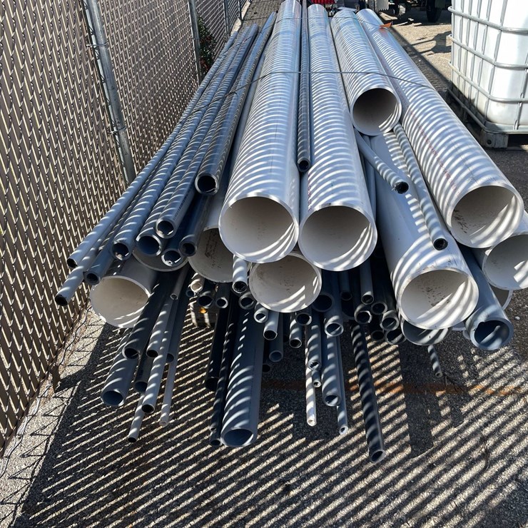 #4022 • Plastic Pipe (09)