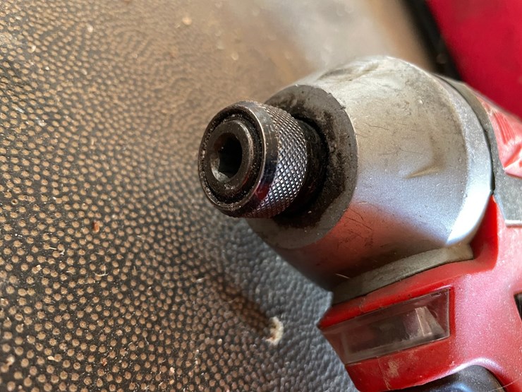 #5511-•-milwaukee-18v-drill-and-drill-driver-image-13
