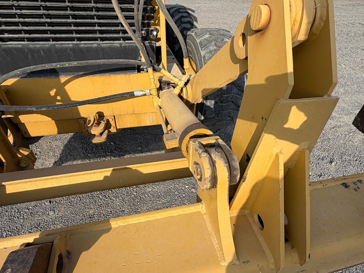 2000-new-holland-rg80-image-37