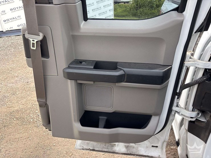 2016-ford-f150-image-22