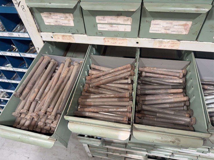 large-hardware-organizer-full-of-hardware,-sizes:-1/4"-to-1-1/2",-nuts,-bolts,-washers-all-kinds-of-sizes,-9ft-w-x-7ft-t-image-31
