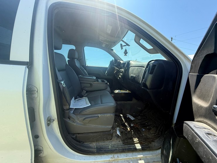 2014-chevrolet-1500-image-26