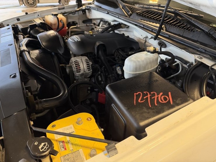 2003-chevrolet-silverado-p/u-image-12
