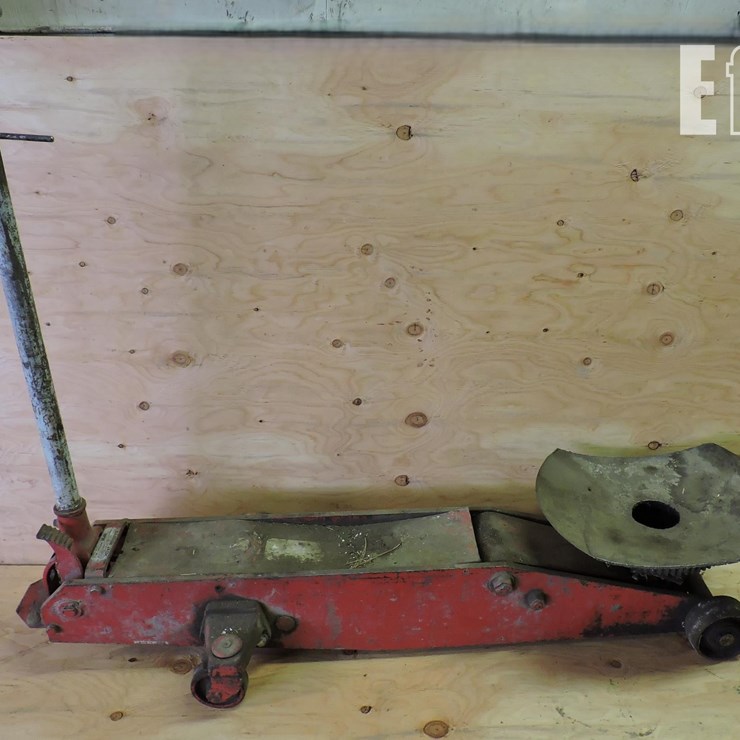 NORCO, 10 TON HYDRAULIC FLOOR JACK
